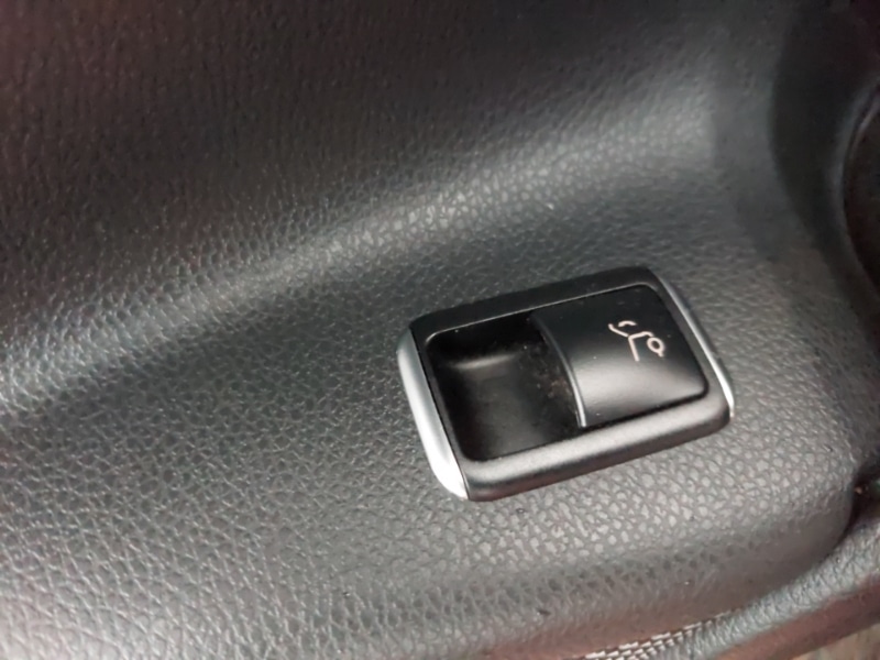 Used Mercedes-Benz GLA 2020 for sale - 77338871: Photo 11