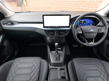 Used Ford Focus 2024 for sale - 76198840: Photo 2
