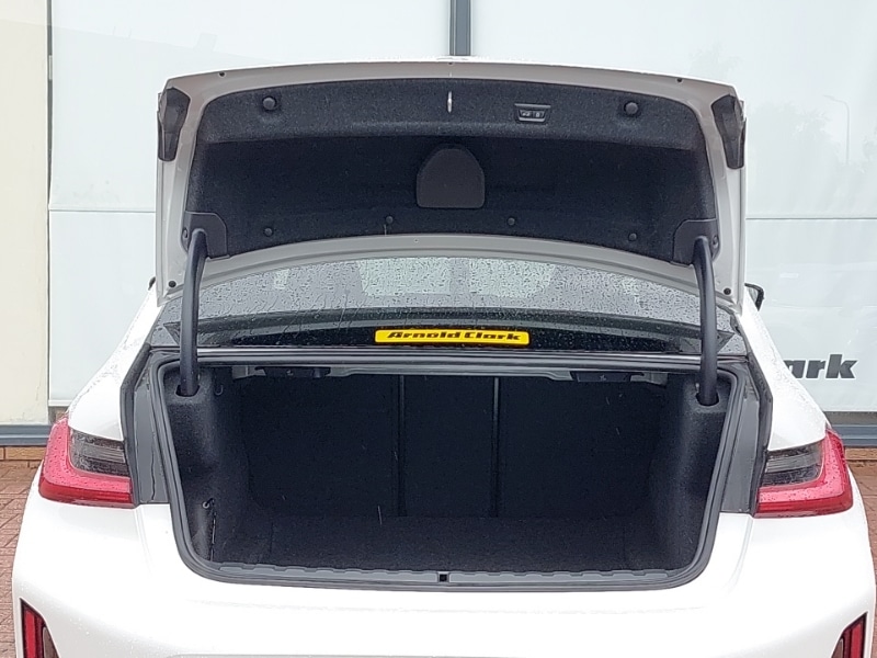 Used BMW 3 Series 2024 for sale - 77397696: Photo 8