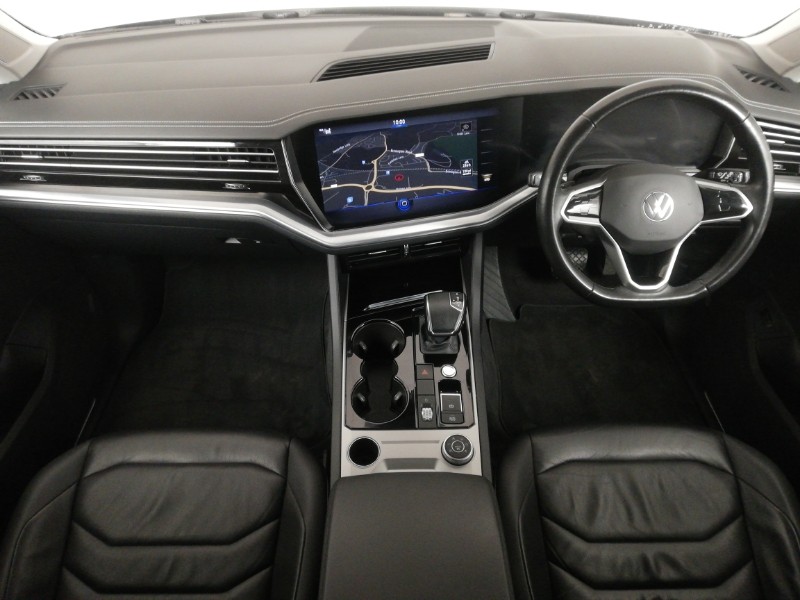 Used Volkswagen Touareg 2020 for sale - 77025034: Photo 2