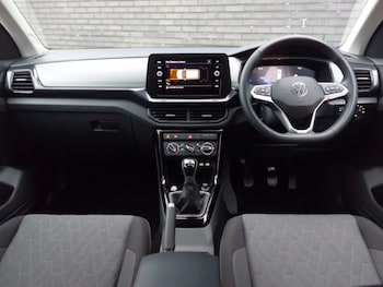 Used Volkswagen T-Cross 2024 for sale - 77214393: Photo