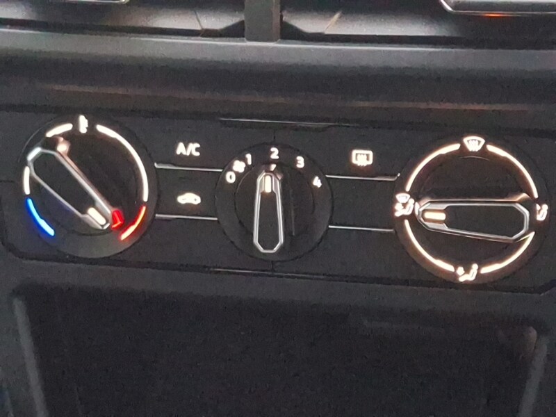 Used Volkswagen Polo 2023 for sale - 77531495: Photo 12