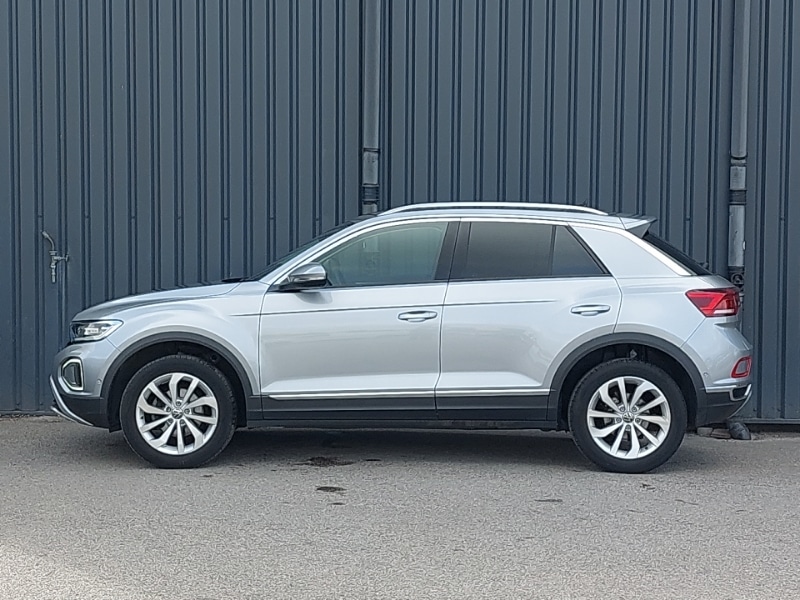 Used Volkswagen T-Roc 2024 for sale - 76770859: Photo 4