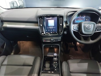 Used Volvo XC40 2024 for sale - 76721230: Photo