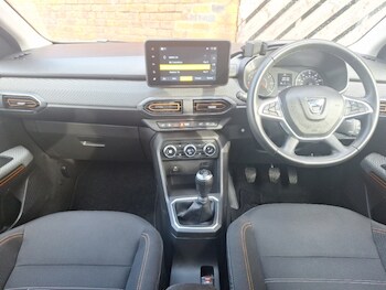 Used Dacia Sandero Stepway 2022 for sale - 78547173: Photo