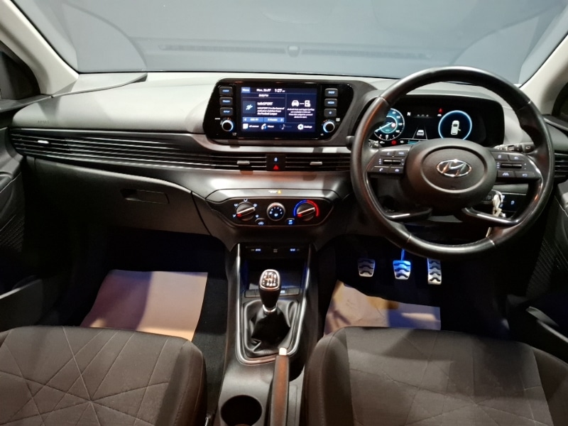 Used Hyundai BAYON 2022 for sale - 77015142: Photo 2