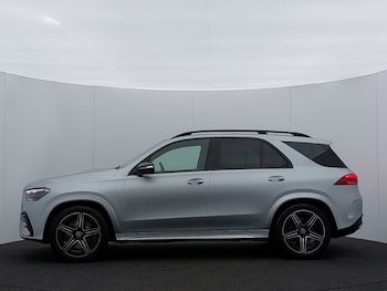 Used Mercedes-Benz GLE 2025 for sale - 77449388: Photo