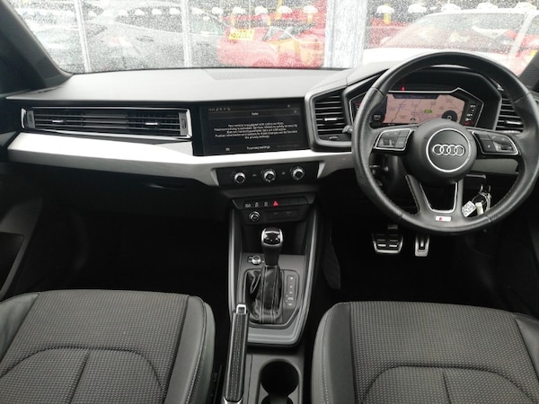 Used Audi A1 2023 for sale - 76212530: Photo 2
