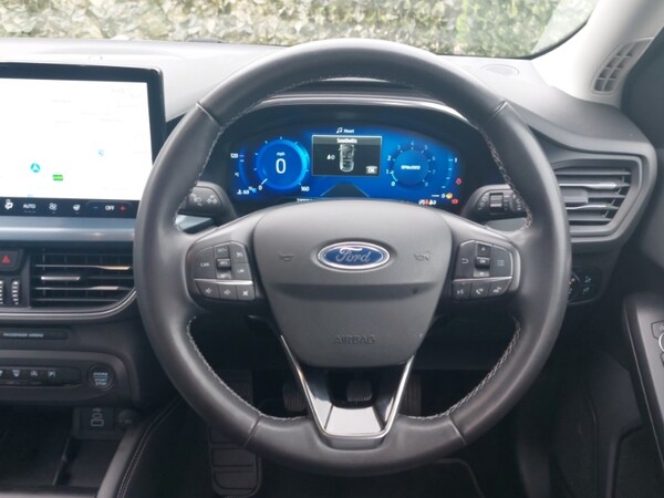 Used Ford Focus 2022 for sale - 76212910: Photo 7
