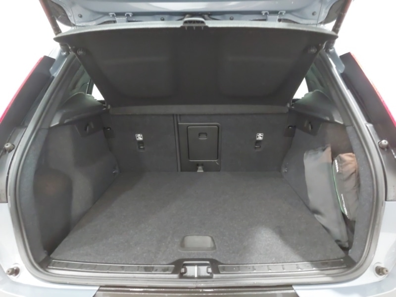 Used Volvo XC40 2022 for sale - 77046619: Photo 8