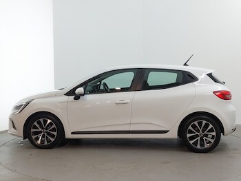 Used Renault Clio 2021 for sale - 78572136: Photo