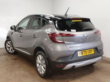 Used Renault Captur 2020 for sale - 76282450: Photo 3