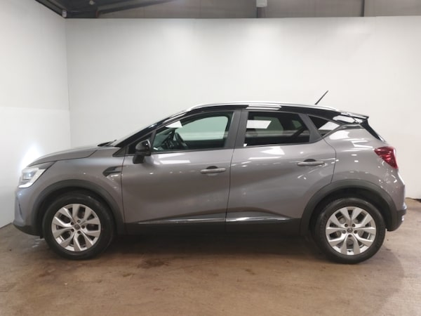 Used Renault Captur 2020 for sale - 76282450: Photo 4