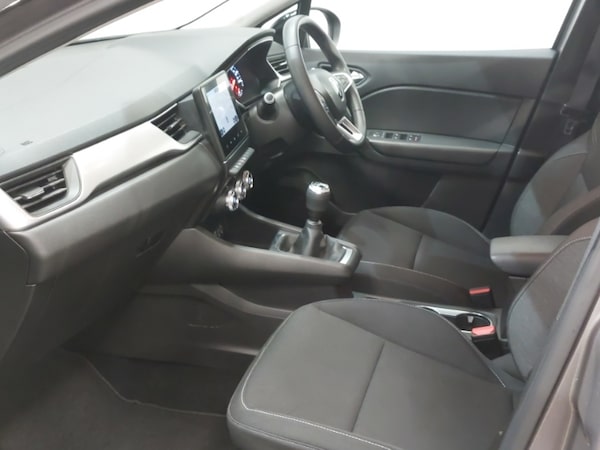 Used Renault Captur 2020 for sale - 76282450: Photo 5