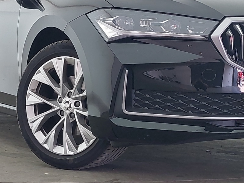 Used Skoda Superb 2024 for sale - 76589549: Photo 9