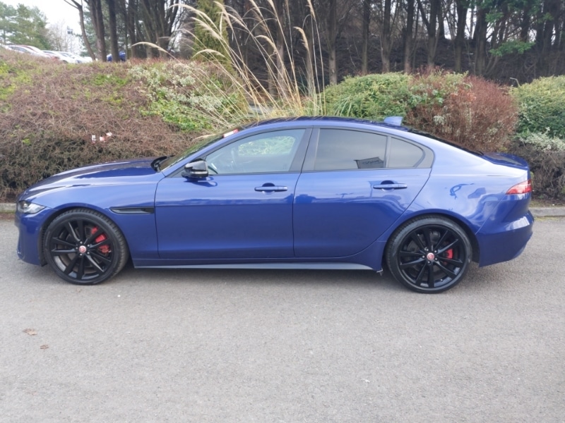 Used Jaguar XE 2020 for sale - 77062901: Photo 4