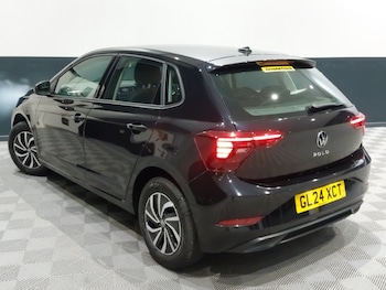 Used Volkswagen Polo 2024 for sale - 77028857: Photo