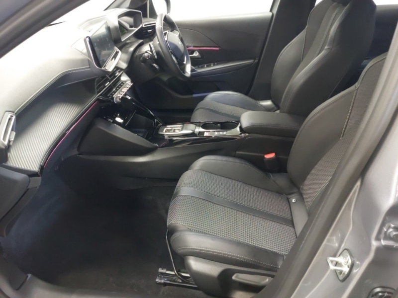 Used Peugeot 208 2022 for sale - 76694921: Photo 5