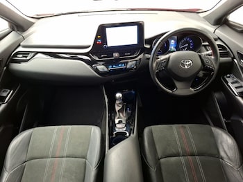 Used Toyota C-HR 2022 for sale - 75362140: Photo