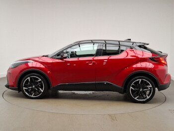 Used Toyota C-HR 2022 for sale - 75362140: Photo