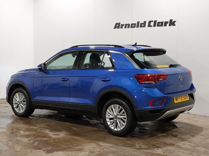 Used Volkswagen T-Roc 2023 for sale - 77923239: Photo 3