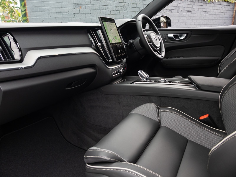 Used Volvo XC60 2025 for sale - 77889826: Photo 5