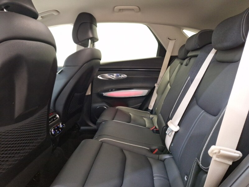 Used Genesis GV70 for sale - 77955521: Photo 6