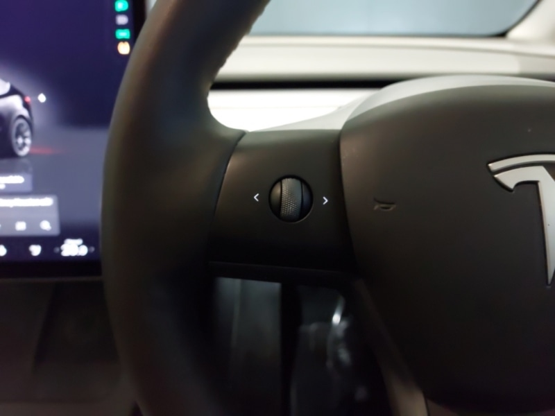 Used Tesla Model Y 2022 for sale - 76925540: Photo 10