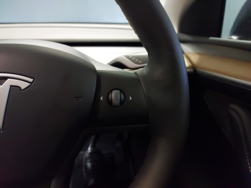 Used Tesla Model Y 2022 for sale - 76925540: Photo 11