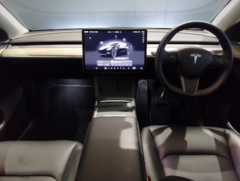 Used Tesla Model Y 2022 for sale - 76925540: Photo