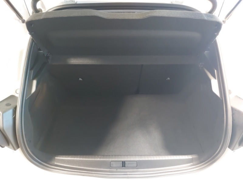 Used Peugeot 208 2023 for sale - 77266159: Photo 8