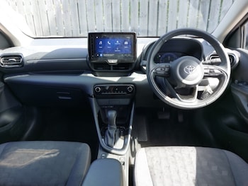 Used Toyota Yaris 2024 for sale - 78782936: Photo