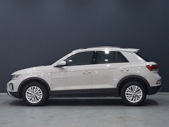 Used Volkswagen T-Roc 2024 for sale - 78510279: Photo
