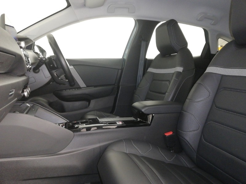 Used Citroen C4 2021 for sale - 76967574: Photo 5