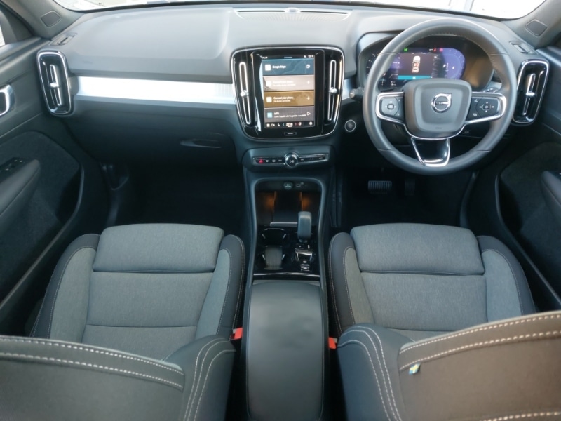 Used Volvo XC40 2022 for sale - 77782933: Photo 2