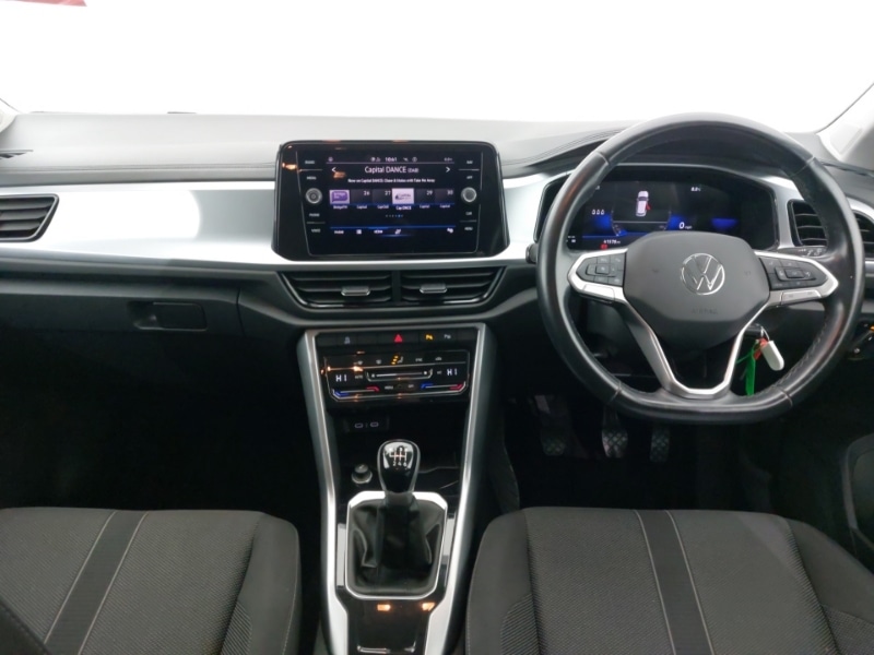 Used Volkswagen T-Roc 2023 for sale - 78099509: Photo 2