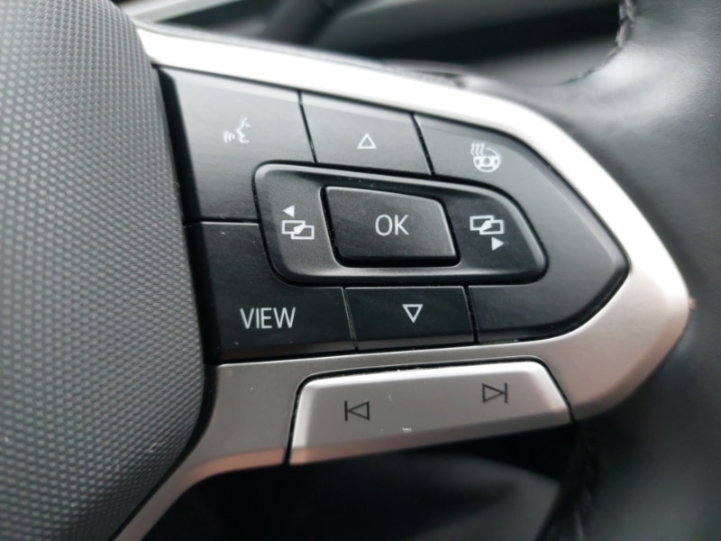 Used Volkswagen T-Roc 2023 for sale - 77405650: Photo 12