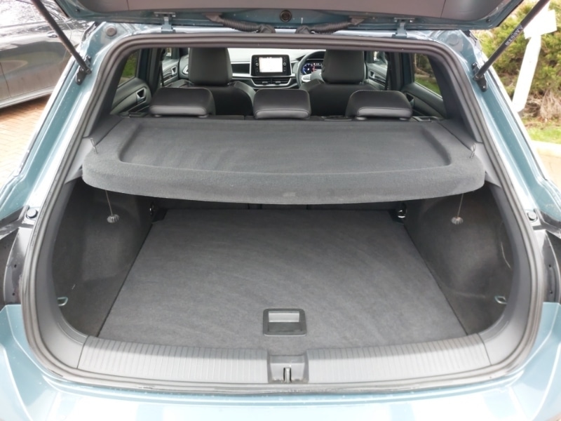 Used Volkswagen T-Roc 2023 for sale - 77405650: Photo 8