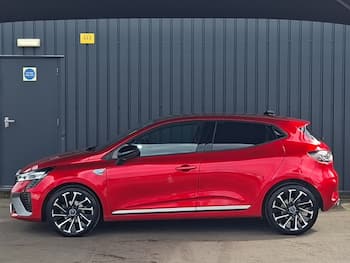 Used Renault Clio 2025 for sale - 79626140: Photo