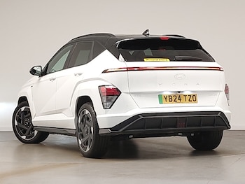 Used Hyundai KONA 2024 for sale - 76937960: Photo