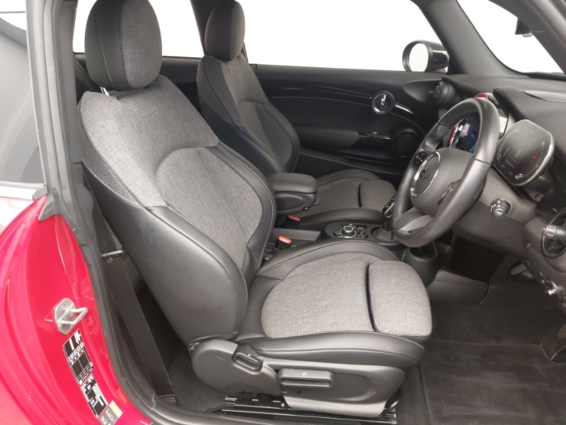 Used MINI Hatch 2023 for sale - 77876861: Photo 11