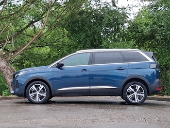 Used Peugeot 5008 2023 for sale - 78848354: Photo