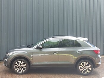 Used Volkswagen T-Roc 2022 for sale - 78861721: Photo