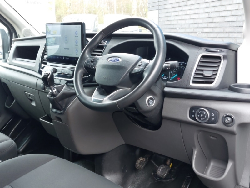 Used Ford Transit 2024 for sale - 78062381: Photo 2