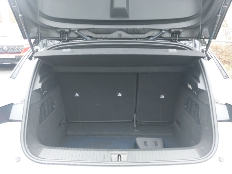 Used Renault Megane E Tech 2023 for sale - 77285211: Photo 8