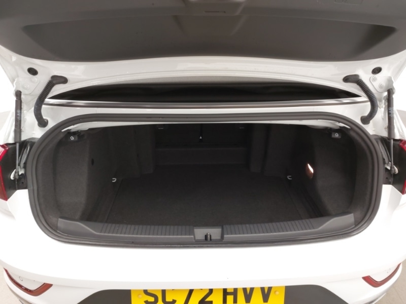 Used Volkswagen T-Roc 2022 for sale - 77467493: Photo 8