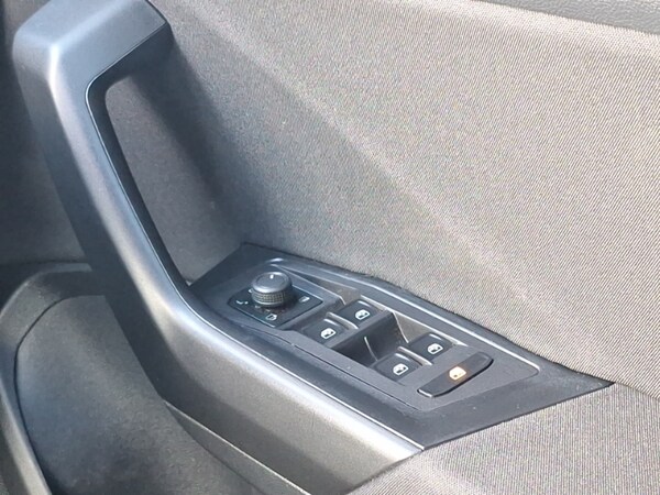 Used Volkswagen T-Roc 2022 for sale - 76221015: Photo 11