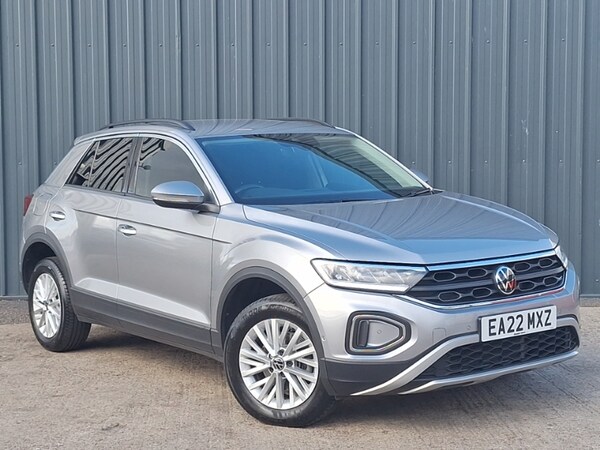 Used Volkswagen T-Roc 2022 for sale - 76221015: Photo 1