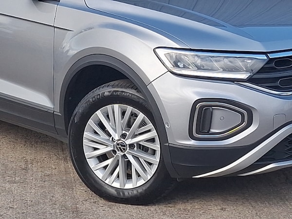 Used Volkswagen T-Roc 2022 for sale - 76221015: Photo 9