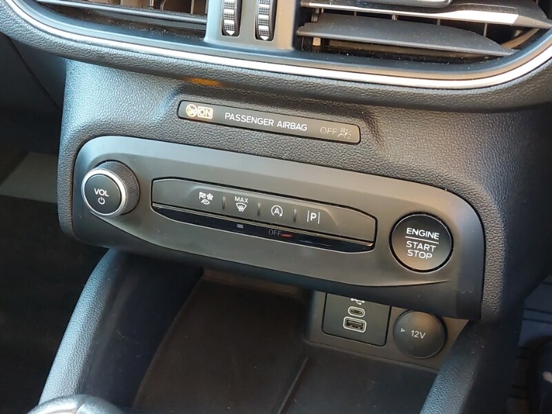 Used Ford Focus 2023 for sale - 77948872: Photo 11